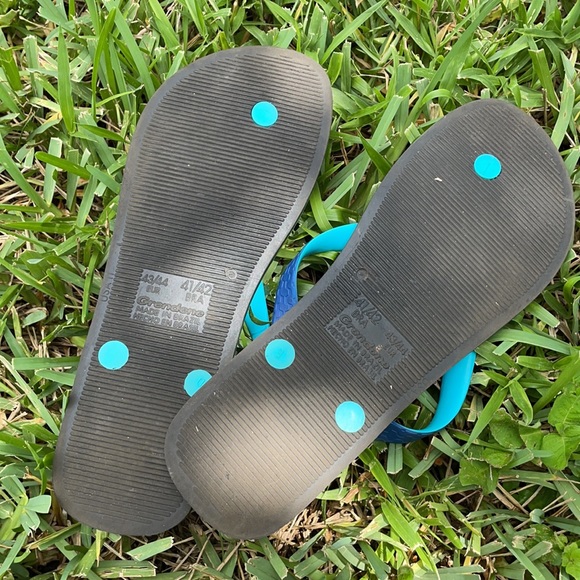 EUC Men’s Ipanema sandals/flip flops - Picture 3 of 3